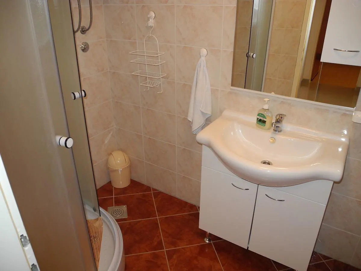 Buto Br. 1 Apartment Crikvenica